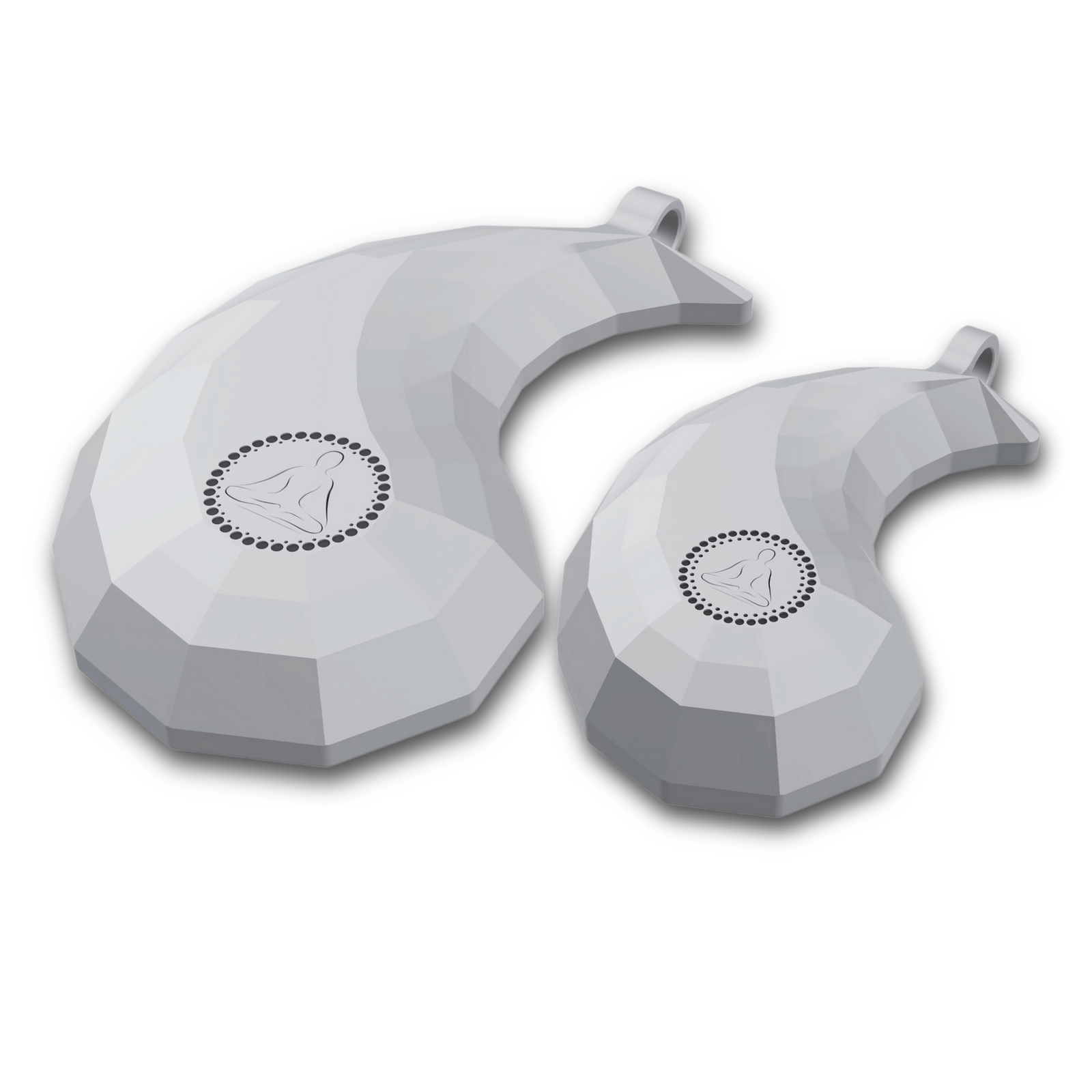 Produktbild des BODY BEAM Spark in Silber, Größen Classic und Slim. Zeigt das einzigartige Design und die präzise Verarbeitung. Speziell entwickelt für Menschen, die bewusst in einem Umfeld mit 5G-Strahlung und WLAN leben möchten.